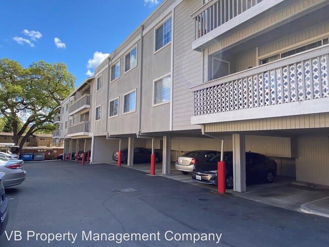 Foto del edificio - 1352 Creekside Dr