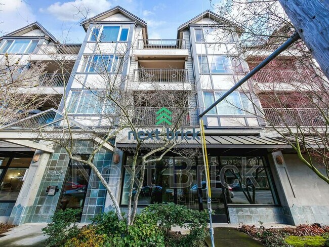 Building Photo - 3121 W Government Way
