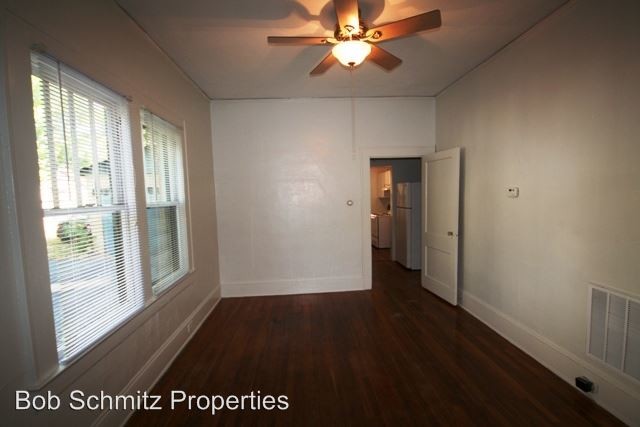 Building Photo - 900 Dacian Ave