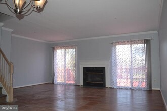 Building Photo - 7104 Collinsworth Pl
