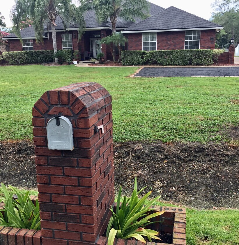 Foto del edificio - 820 Memorial Park Rd