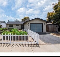 Building Photo - 1480 Mentone Ave