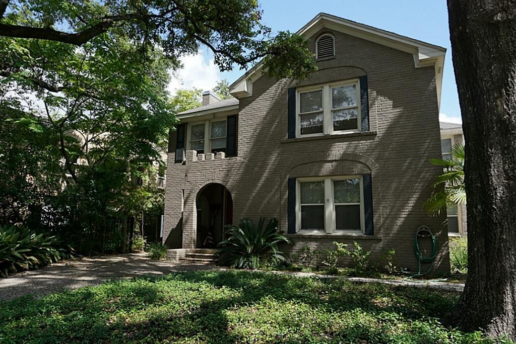 2032 St, Houston, TX 77005 Townhome Rentals in Houston TX