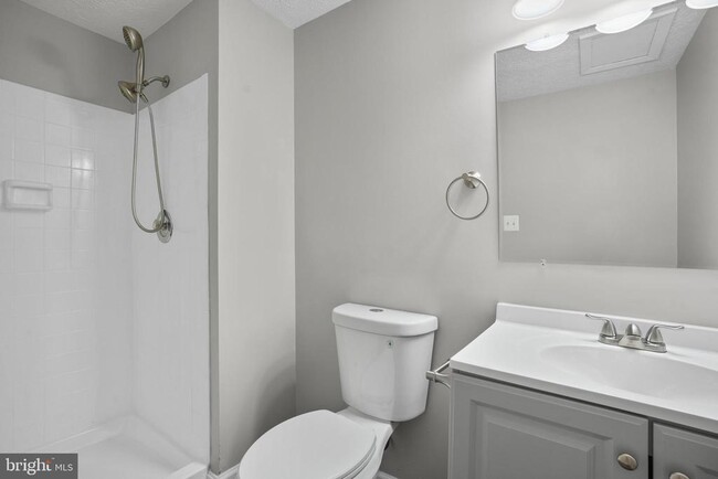 Building Photo - 10506 Lime Tree Way