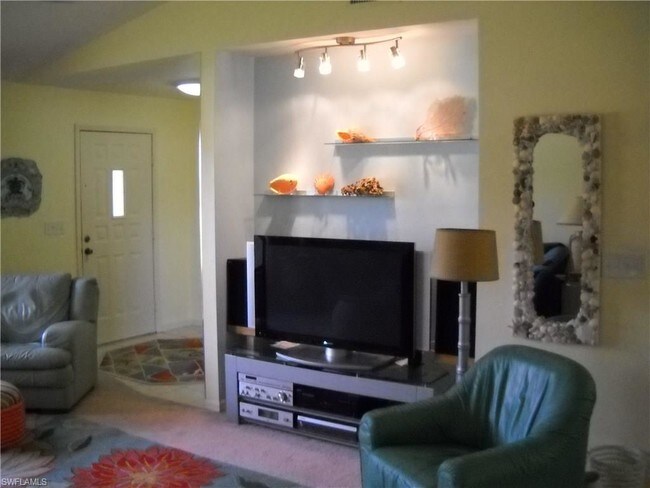 Foto del edificio - 2711 SW 2nd Ave