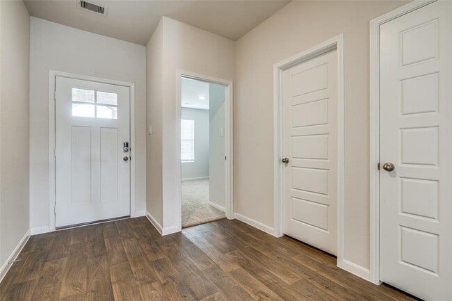Foto del edificio - 415 Abbey Ln