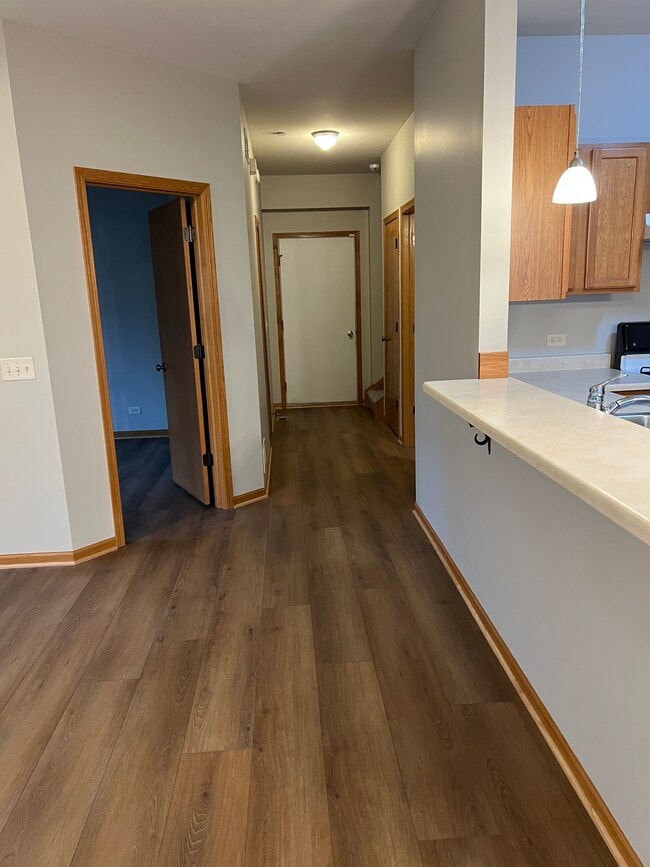 Building Photo - 102 Louie Ln