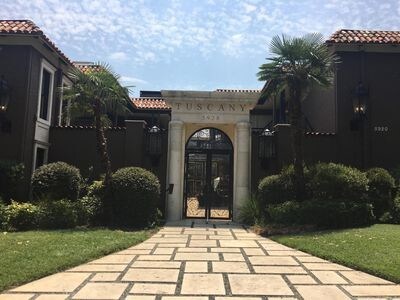 Foto principal - 5930 Sandhurst Ln