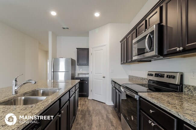 Building Photo - Newly Built Home Available to Lease