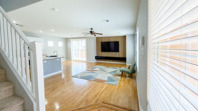 Building Photo - 3610 Pinnate Dr