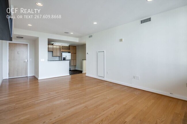 Building Photo - 111 S 15th St