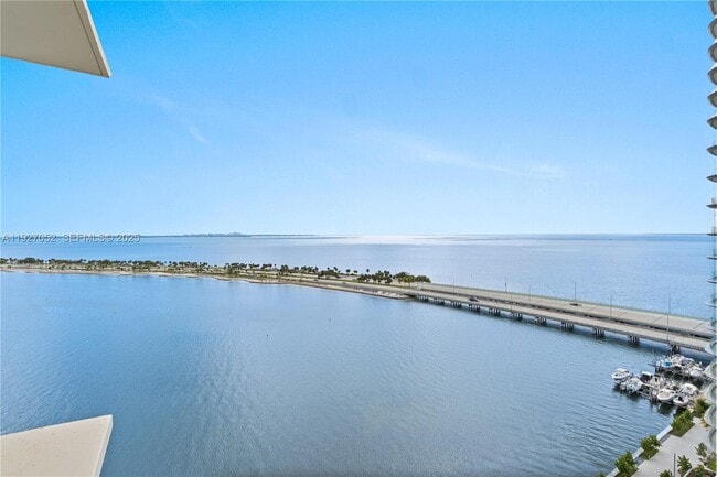 Building Photo - 2451 Brickell Ave