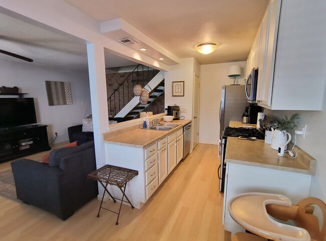 Building Photo - 263 Sharp Cir