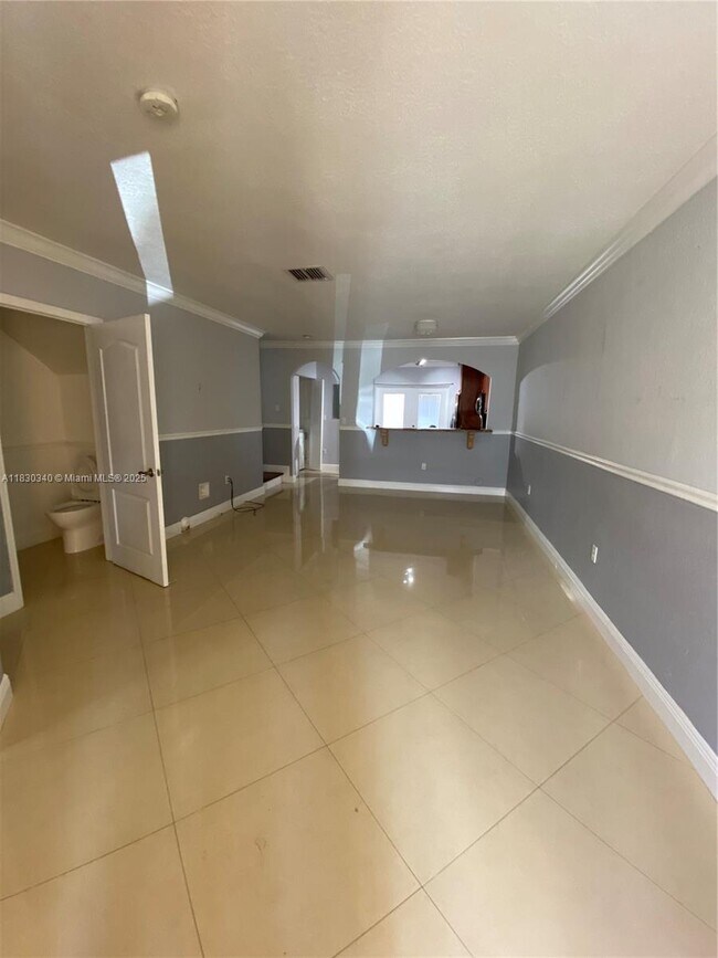 Foto del edificio - 3503 W 76th St