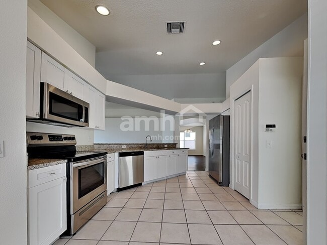Building Photo - 509 Sunset Beach Ct