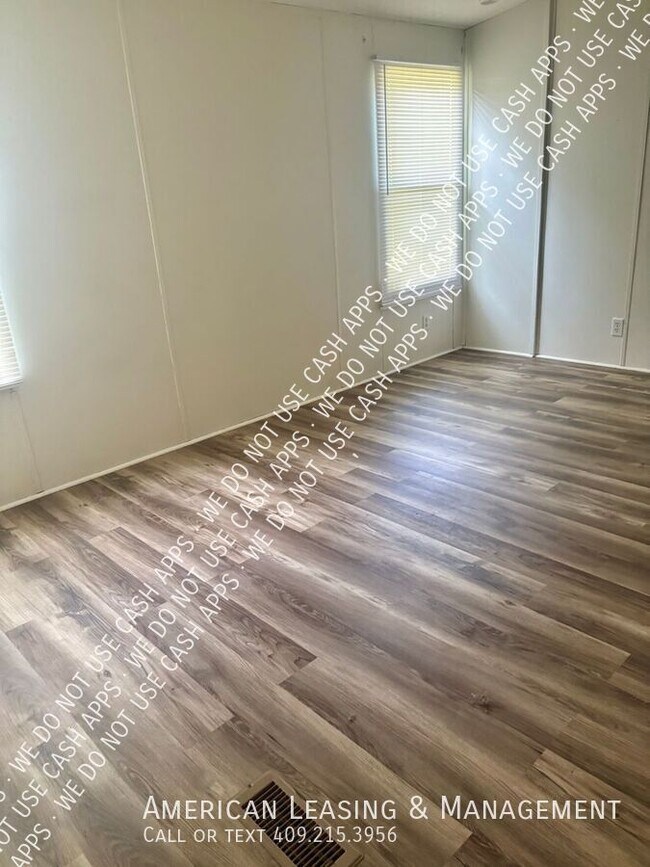 Foto del edificio - 109 Hornet Ln