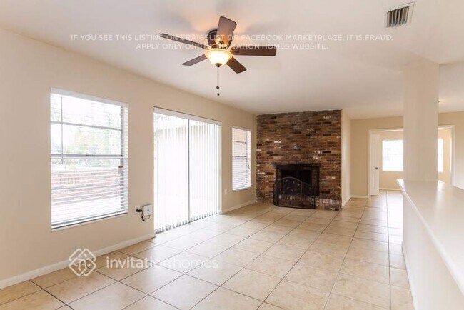 Foto del edificio - 105 Ridge Ct