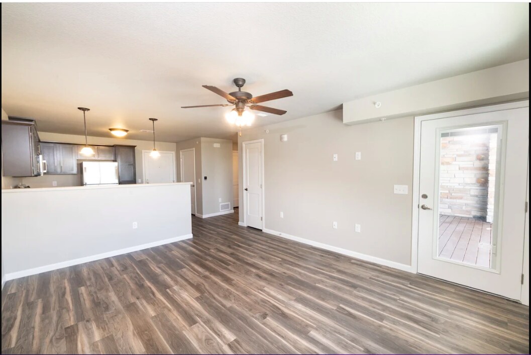 Building Photo - 5815 S Zang St