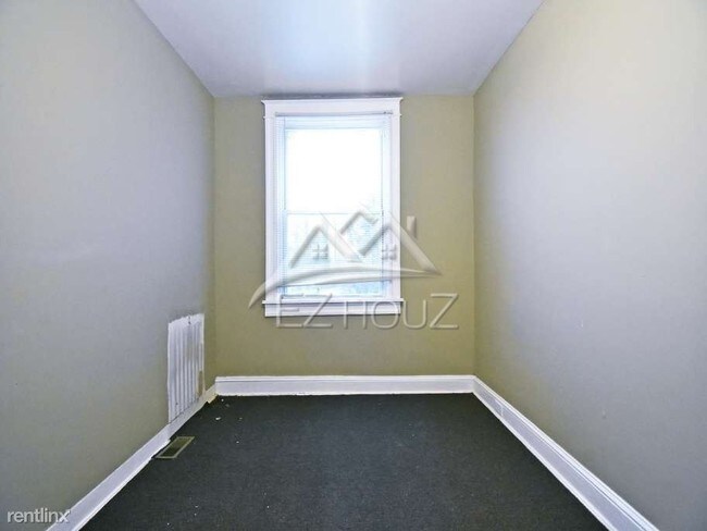 Building Photo - 3532 Edmondson Ave