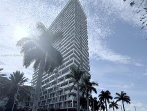 Building Photo - 2000 Metropica Wy