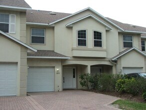 Building Photo - 7957 Evelyn Ct
