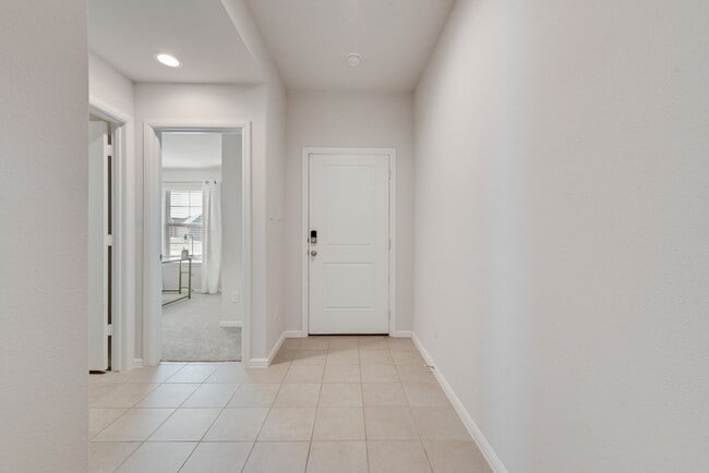 Foto del edificio - Amazing 4 Bed, 2 Bath Rental Ready for New...