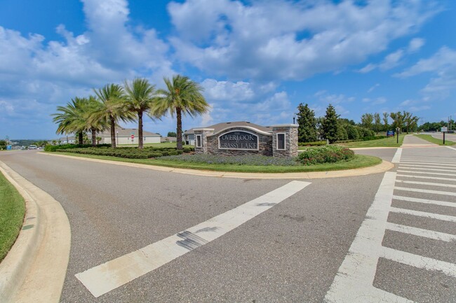 Foto del edificio - 3088 Hill Point St