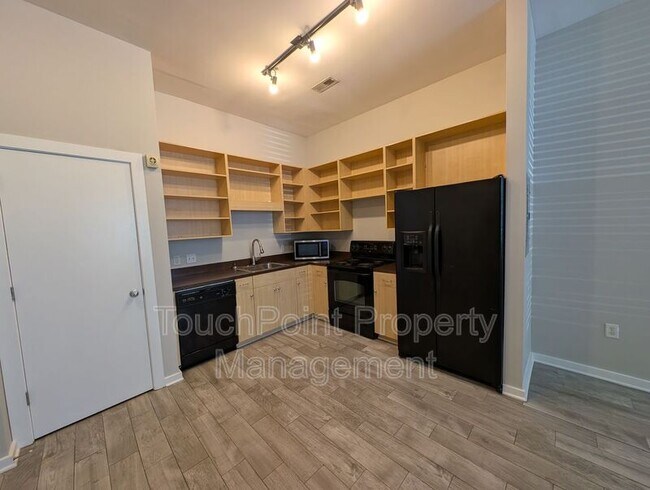 Foto del edificio - 1020 E 36th St