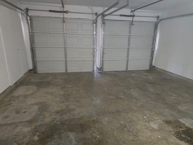 Building Photo - 4122 Beran Dr