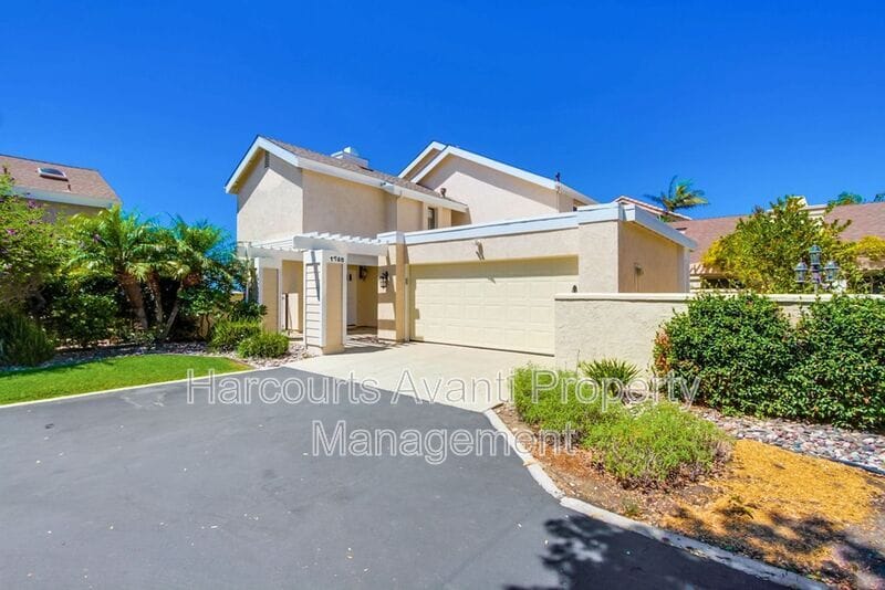 Primary Photo - 1750 Burgundy Rd
