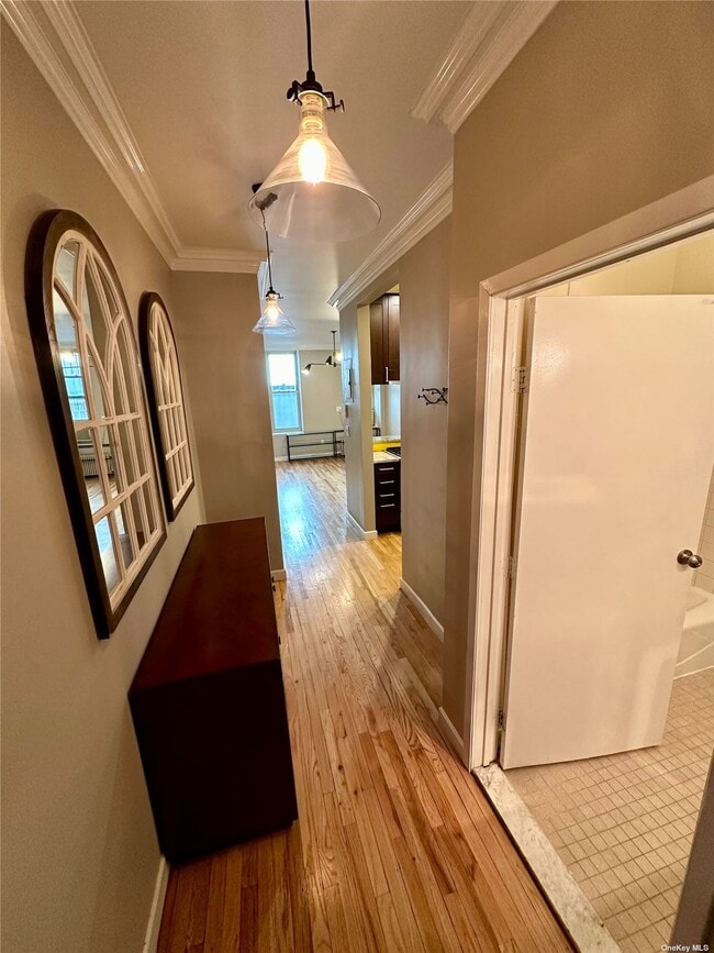 Building Photo - 323 W 43rd St