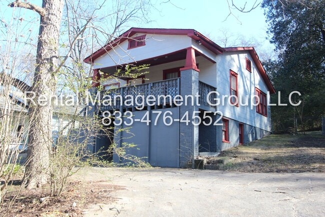 Building Photo - 513 12th St