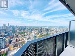 Building Photo - 138 Downes St