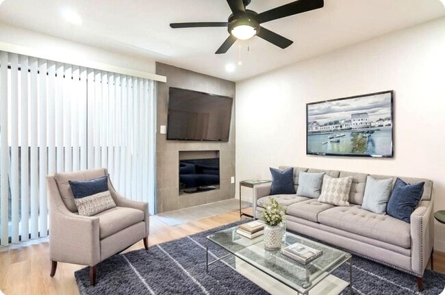TDR Design Unit- 2x2 Living Room - Tramor at Hunter's Glen