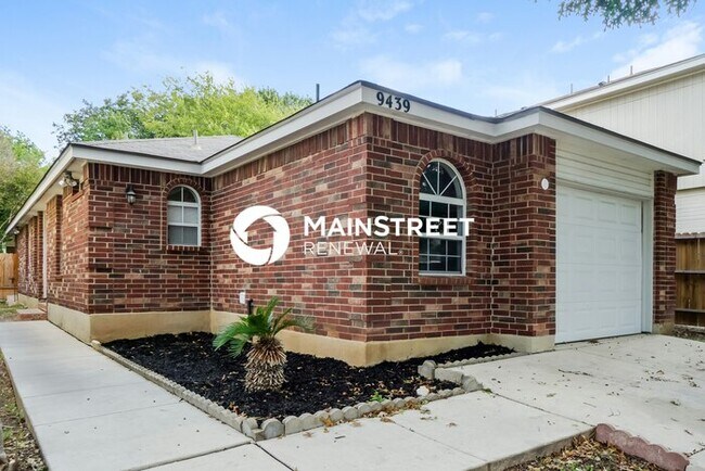 Foto del edificio - 3 Bedroom Pet-Friendly Home in SAN ANTONIO, TX with Main Street Renewal