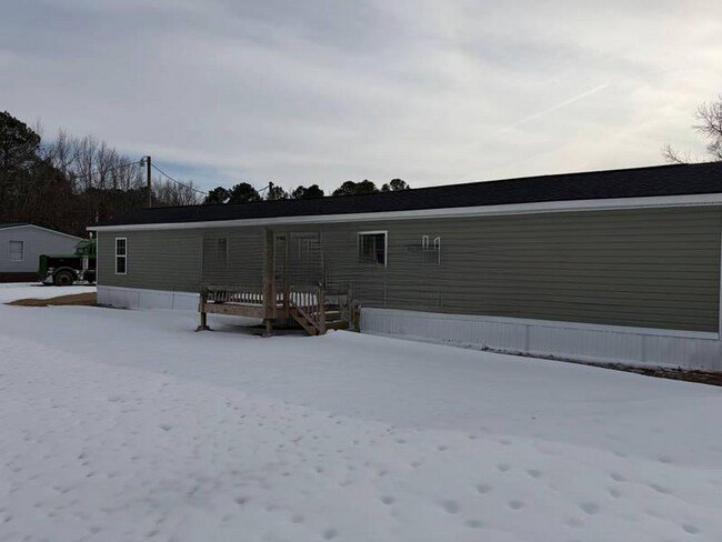 Foto del edificio - 5117 Temperance Hall Rd