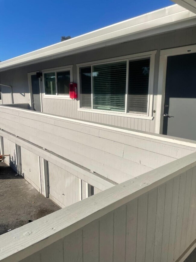 Building Photo - 486 Doyle Rd