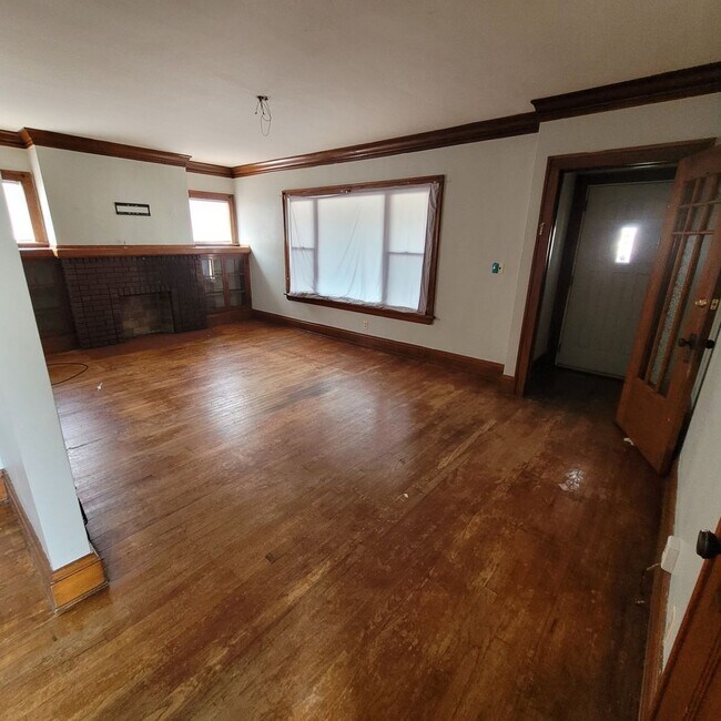 Foto del edificio - 5273 Pearl Rd