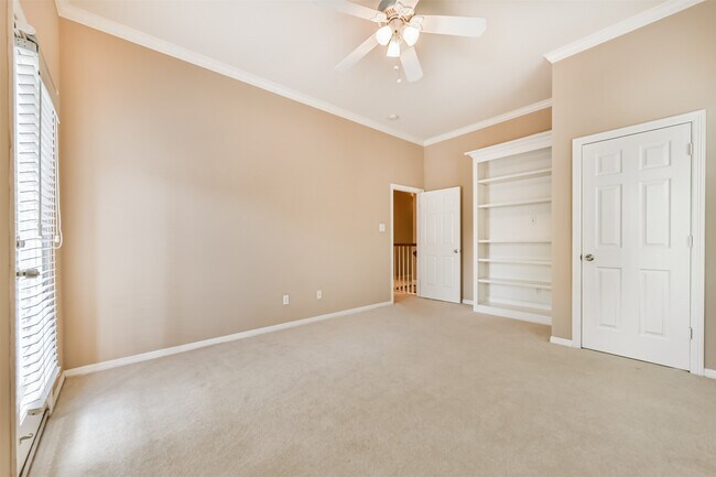 Building Photo - 5023 Nolda St