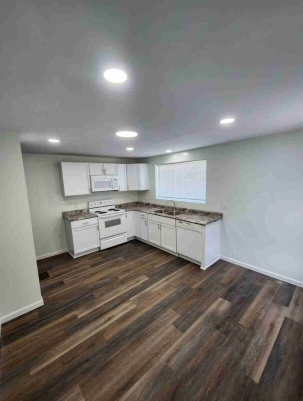 200 North West End Boulevard, Cape Girardeau, MO 63701 House Rental