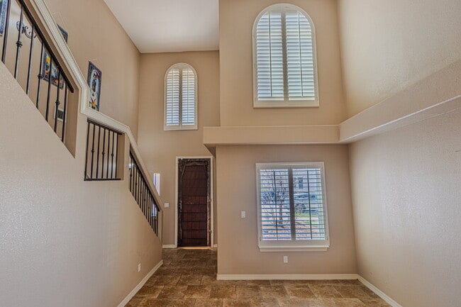 Foto del edificio - 3240 Peruvian Paso