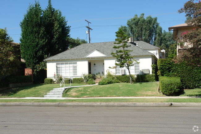 Building Photo - Burnet Garden Apartments