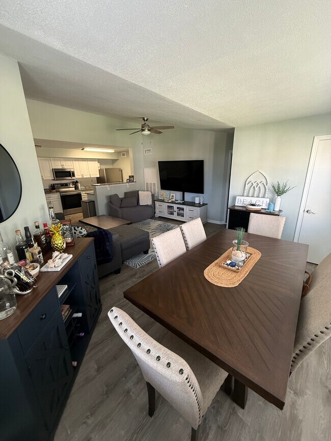 Building Photo - 12710 Equestrian Cir