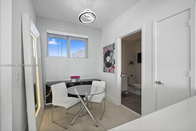 Foto del edificio - 2900 NE 7th Ave