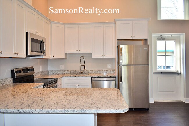 Building Photo - 185 Washington Rd