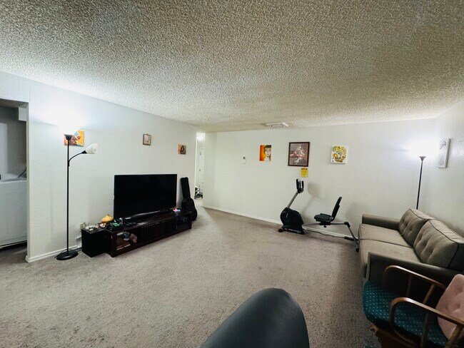 Foto del edificio - 17106 NE 45th St