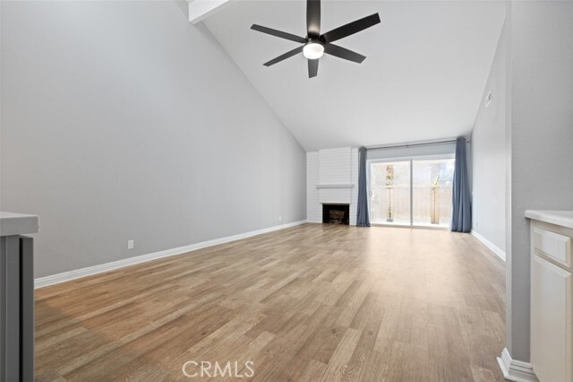Building Photo - 17185 Citron