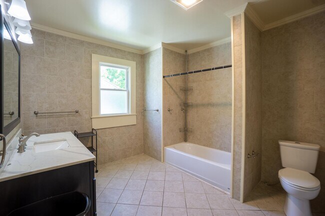 Foto del edificio - Available 6/1/26 - Single Family Home