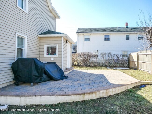 Building Photo - 1405 NJ-71
