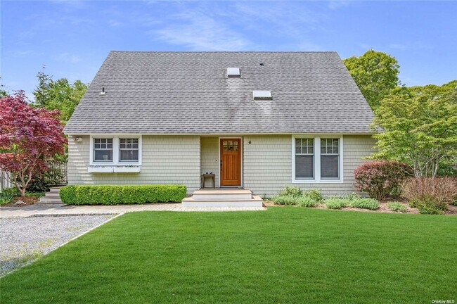 Building Photo - 117 Montauk Hwy